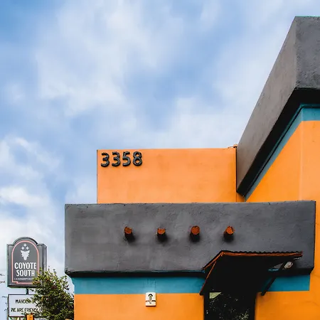 Super 8 By Wyndham Santa Fe