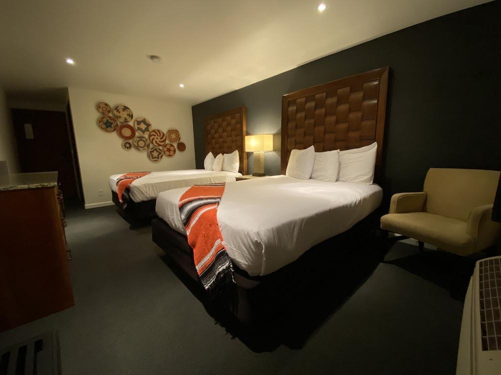 Super 8 By Wyndham Hotel Santa Fe