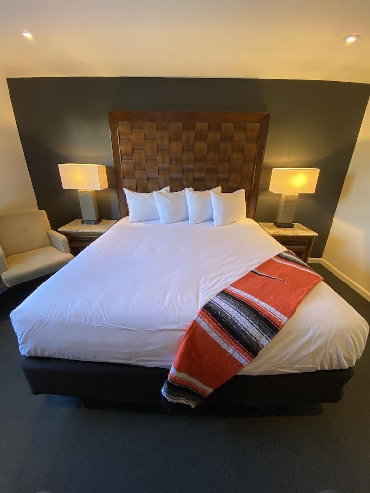 Hotel Super 8 By Wyndham Santa Fe